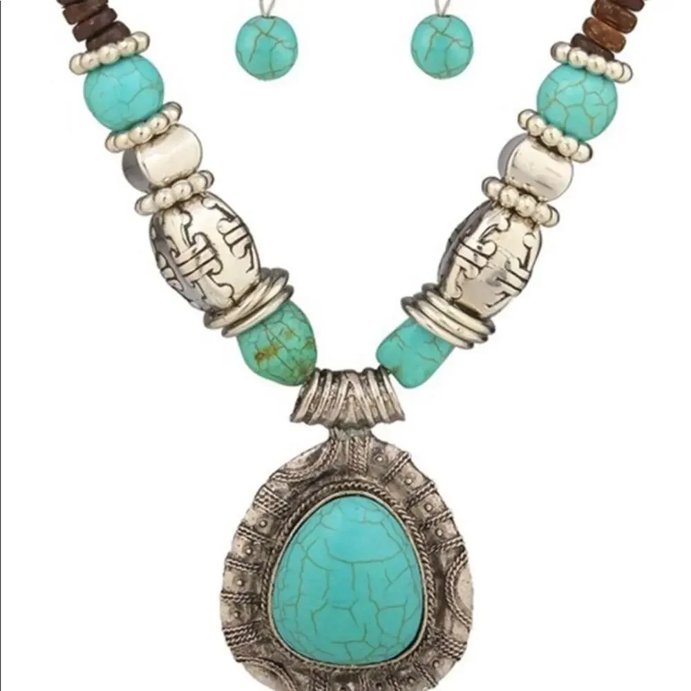 Novadab earrings rounds
